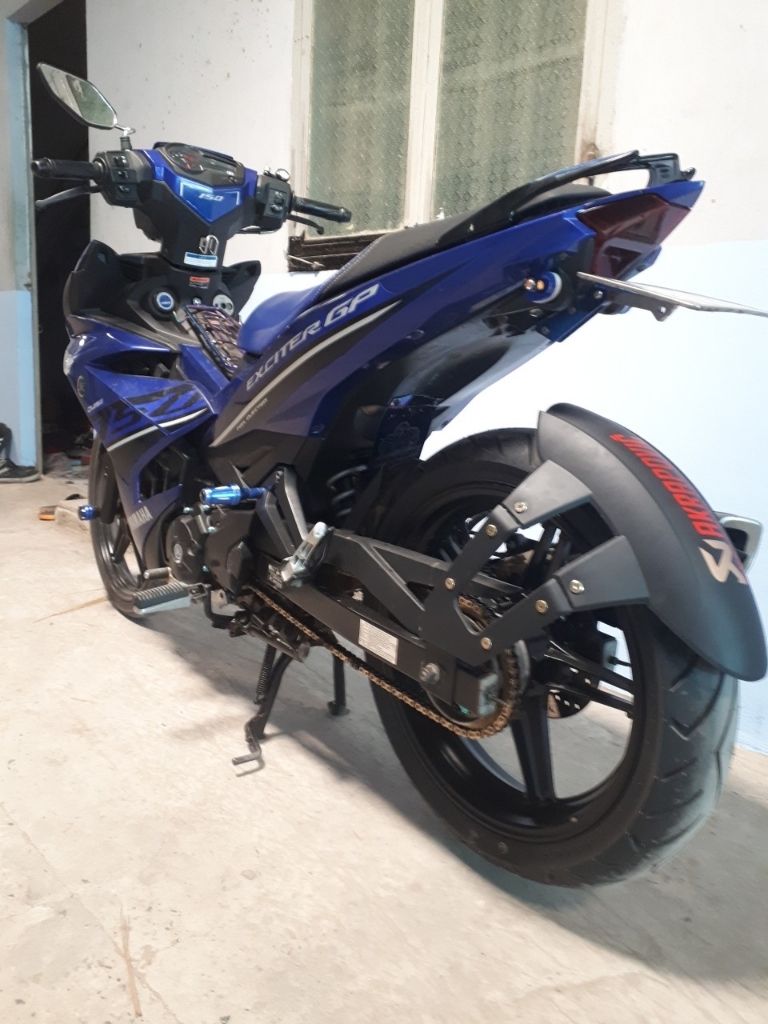 Dè chắn bùn sau .exciter,winner,và nhiều loại xe khác.