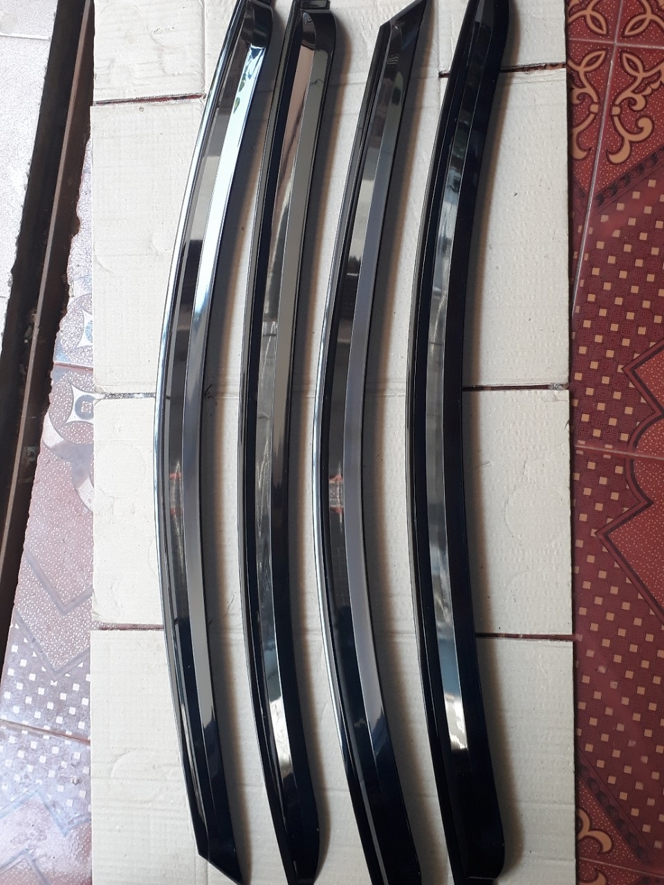Bộ vè che mưa đen xe chevrolet lacetti - cruze cdx form 2010-2019