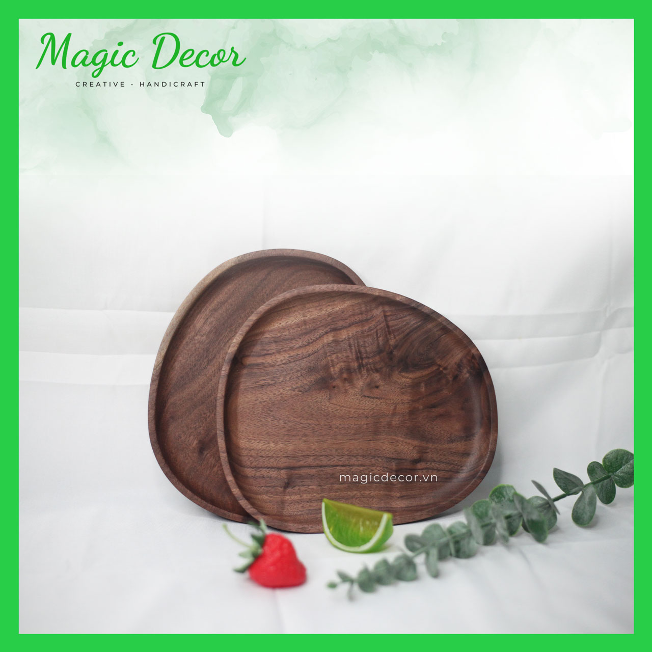 Đĩa lệch gỗ óc chó trưng bày đồ ăn, bánh ngọt kích thước 16x18 cm