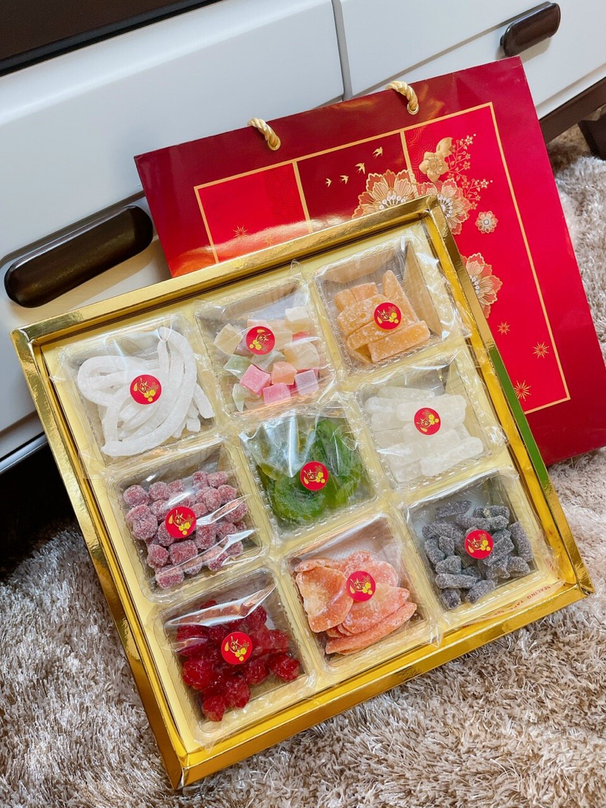 Combo 9 bộ mứt tết cả sét hộp Trái cây tươi được sấy khô giữ nguyên hương vị tự nhiên với 9 loại đặc biệt