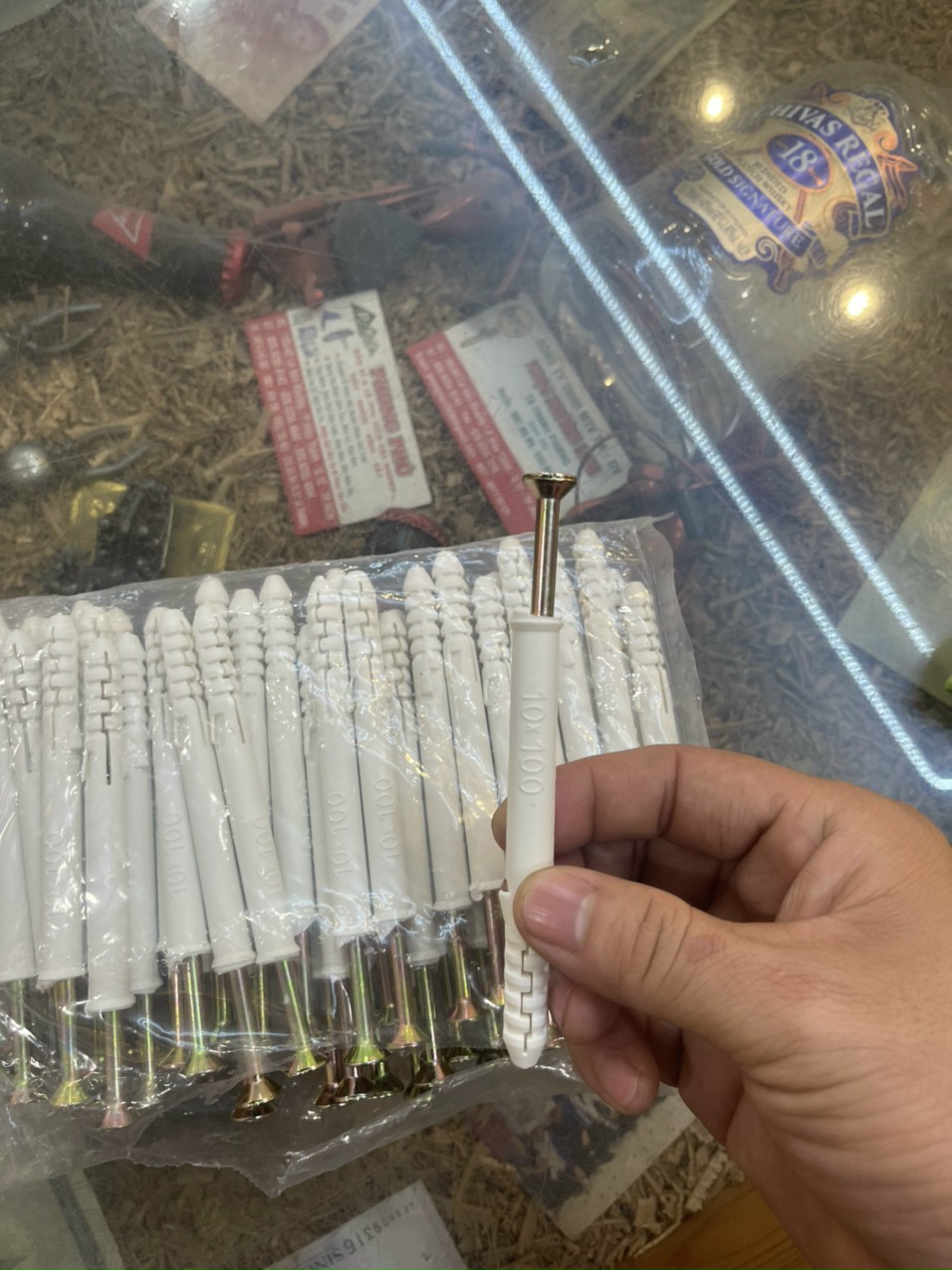 45 - 50 con vít, tắc kê khung bao