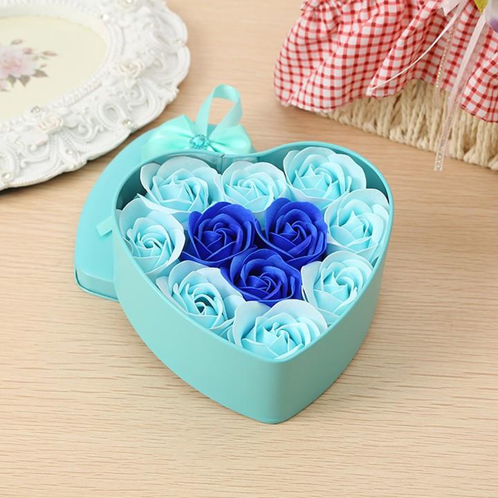 Quà 08/03 - Hộp quà 11 hoa hồng sáp thơm quà tặng ngày lễ Quốc tế phụ nữ, lễ kỉ niệm
