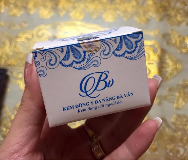 [HÀNG CHÍNH HÃNG + QUÀ TẶNG  ]kem đa năng đông dược BV1 hộp 50gram 300k TẶNG KÈM 1 LỌ NƯỚC HOA 5ML