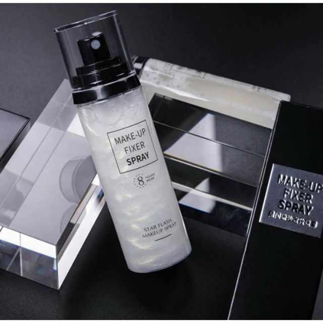 Xịt Khóa Nền Trang Điểm Star Flash Make Up Spray