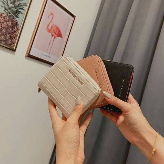 Ví CNK có khóa kéo kèm dây móc xích dài