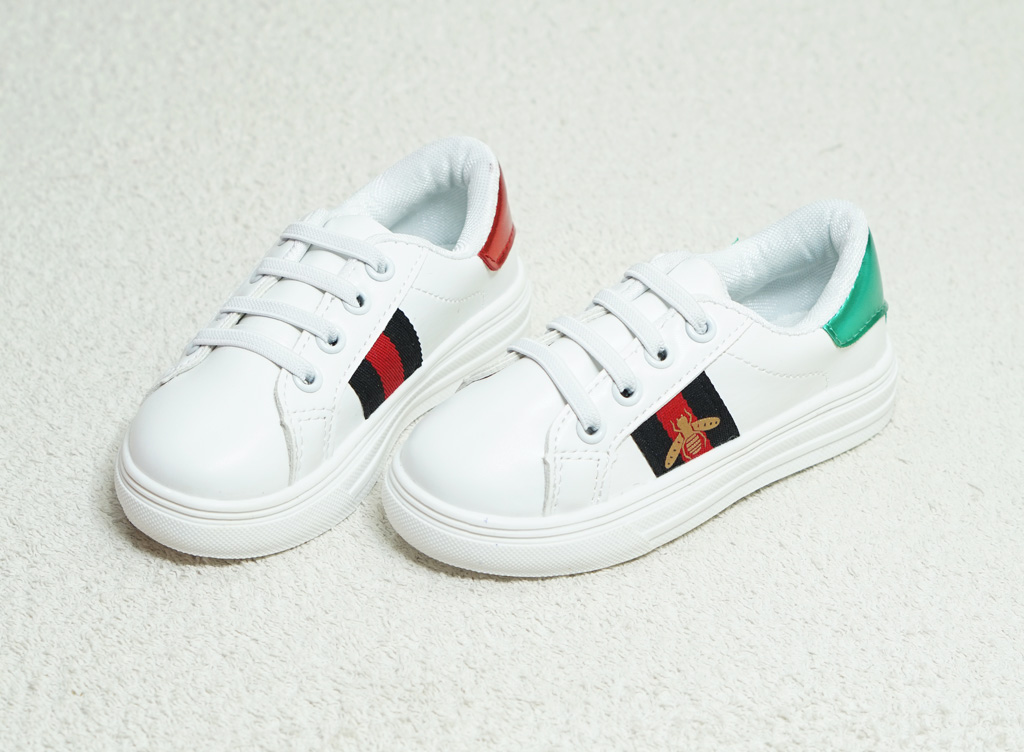 Giày thể thao 3 sọc con ong Gucci cho bé trai và gái