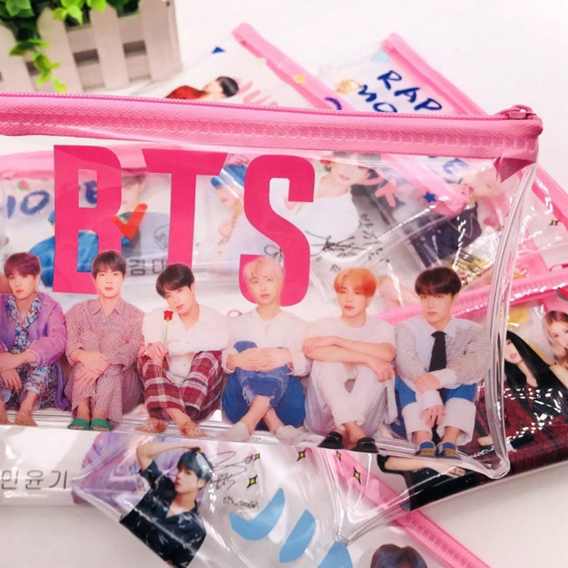 hộp bút trong suốt bt21