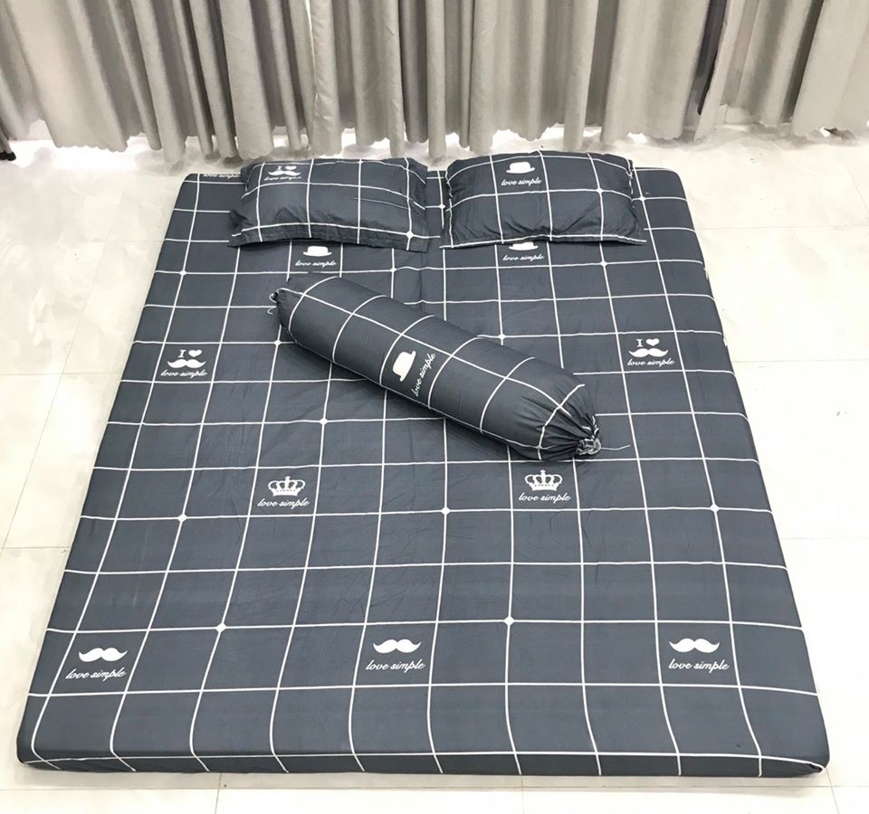 Bộ ga gối kèm vỏ gối ôm 4 món vải cotton poly họa tiết karo vương miện