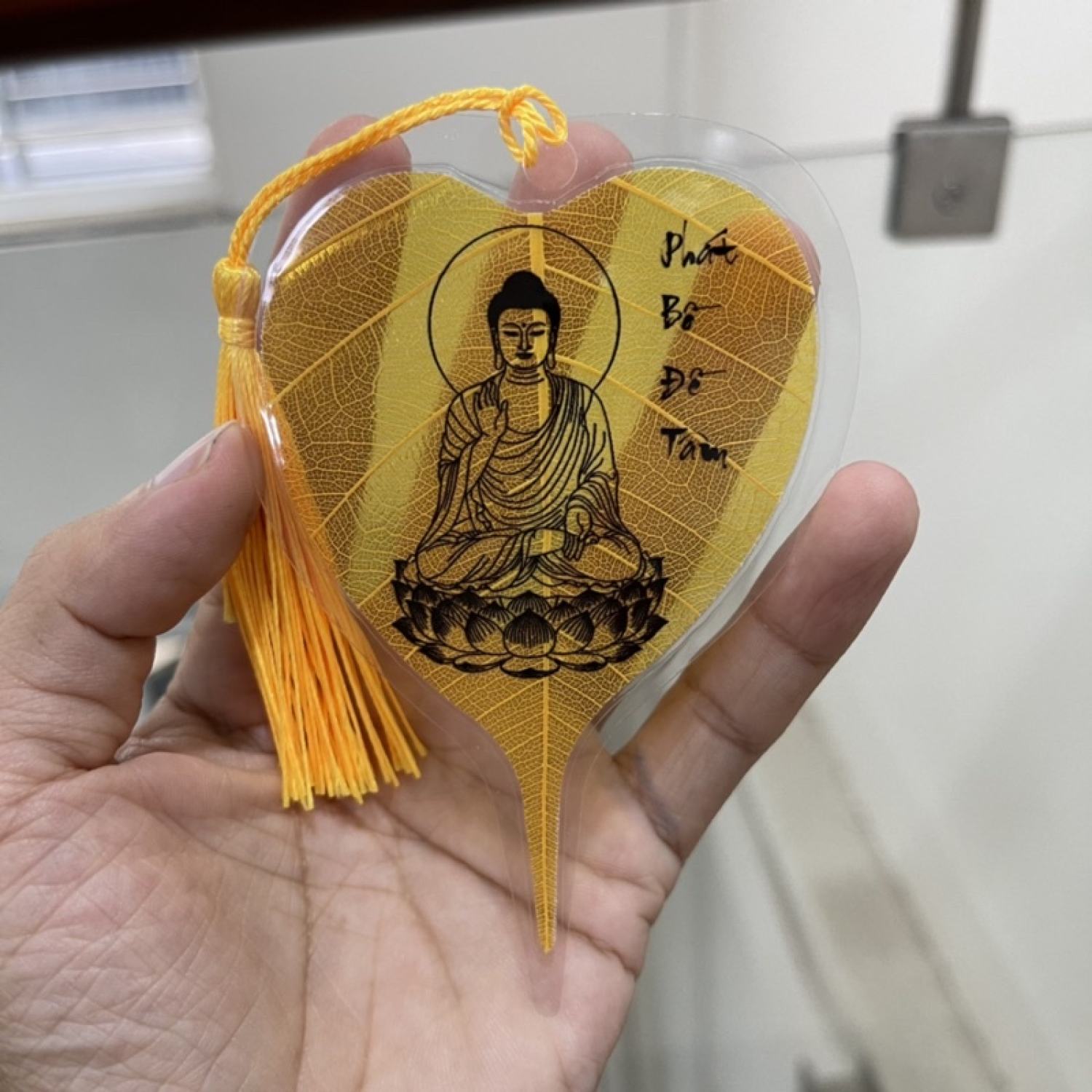 Lá bồ đề tâm phật, may mắn bình an, treo hoặc ốp điện thoại hàng thủ công chuẩn đẹp 100%