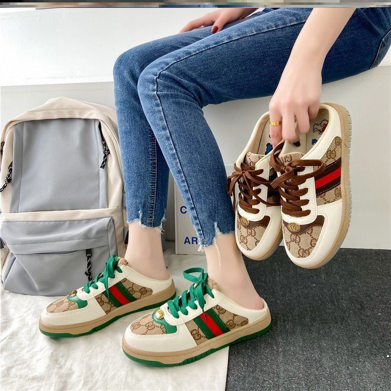 Giày nữ, giày sneaker sục nữ đế bằng 3 vạch cá tính. Phong cách giới trẻ