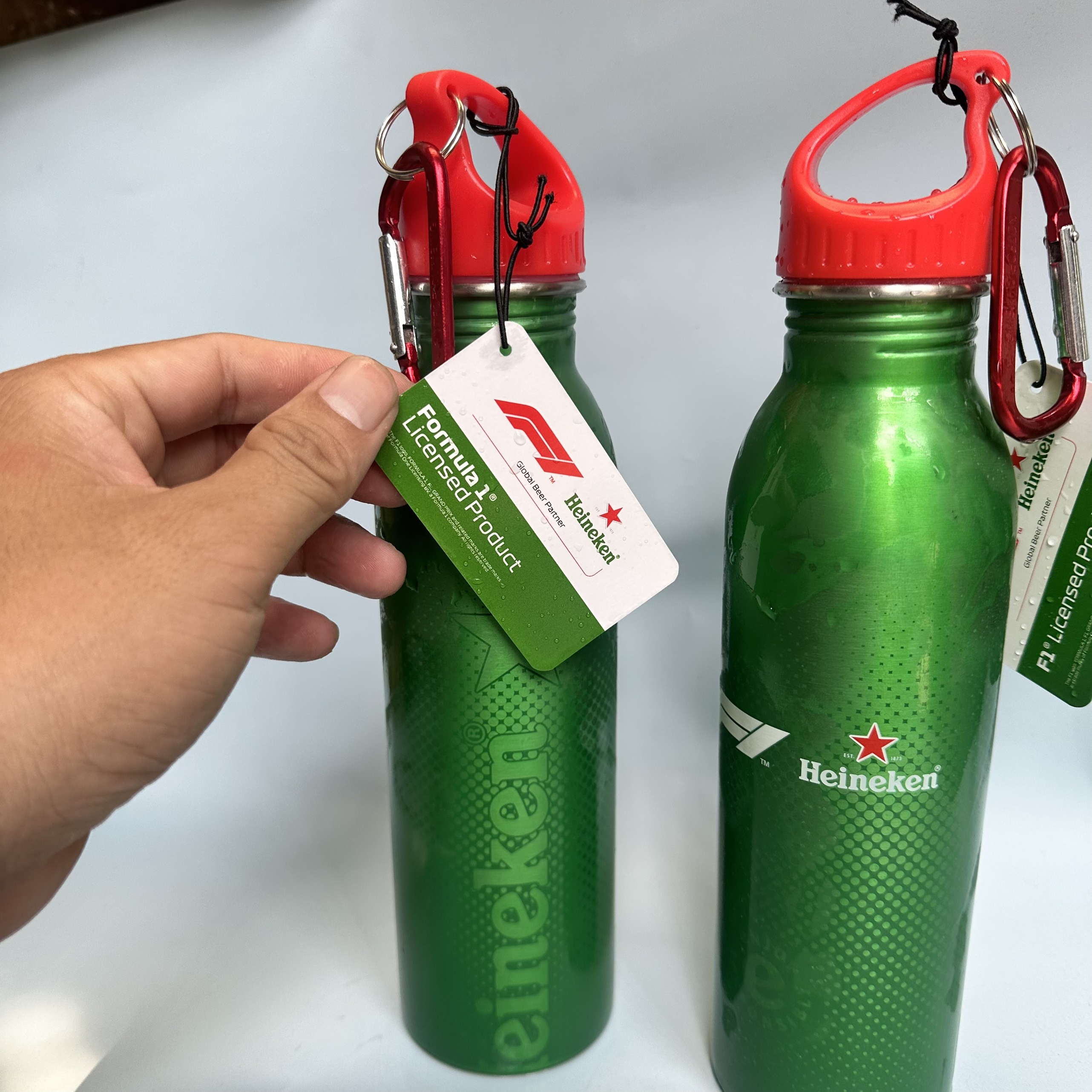 Sale Bình nước fomula F1 Heineken