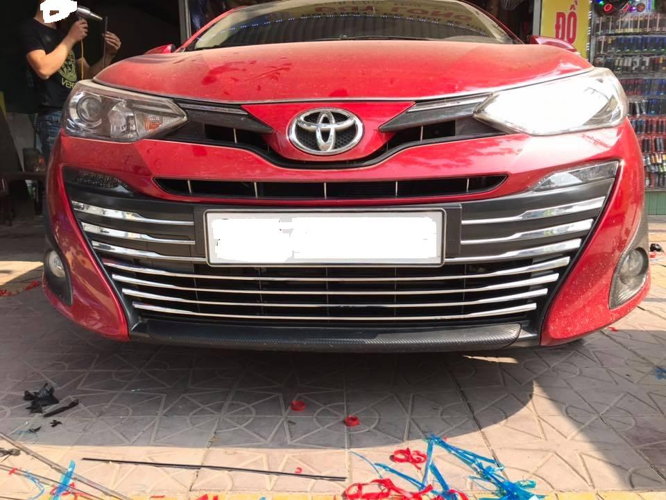 Ốp trang trí mặt ca lăng Vios 2019-2020
