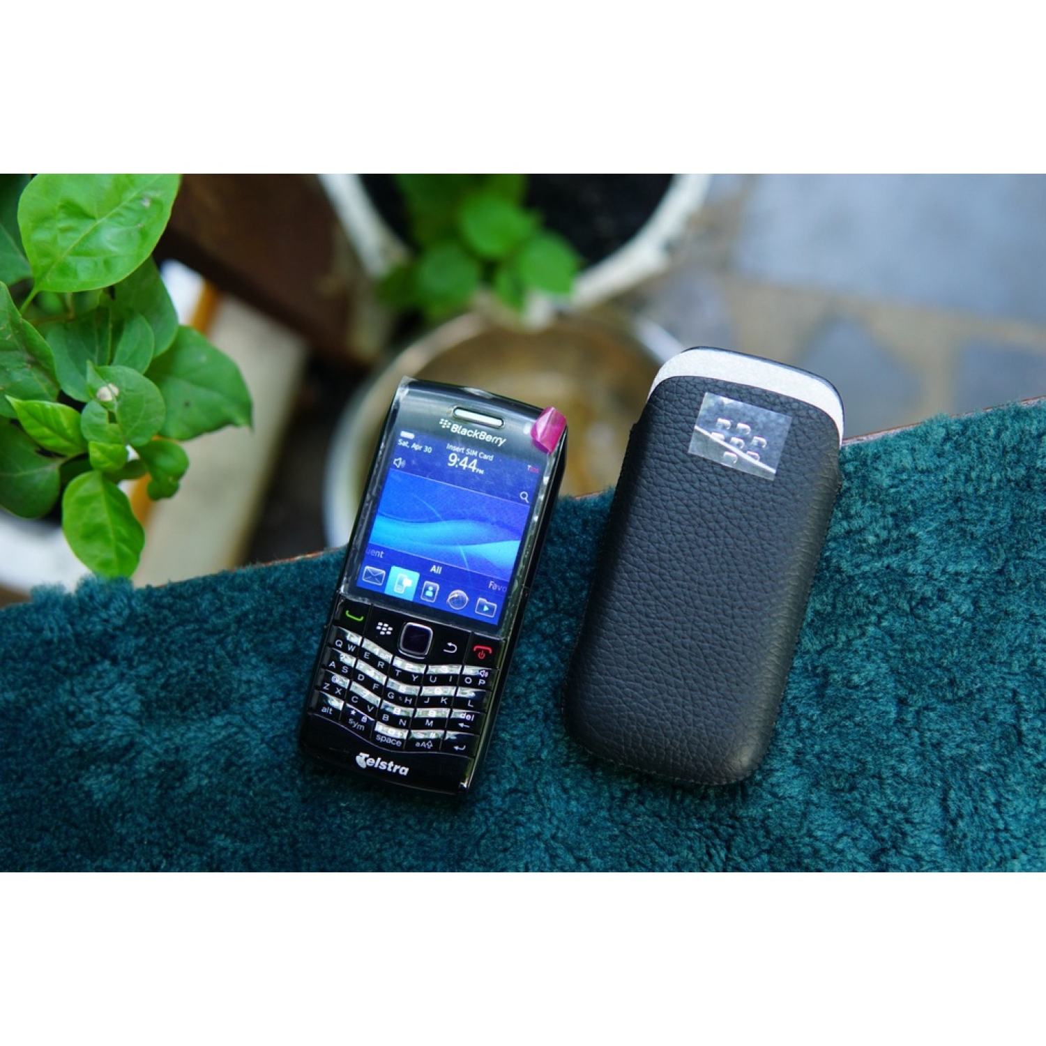 Bao da cầm tay chính hãng blackberry 91xx