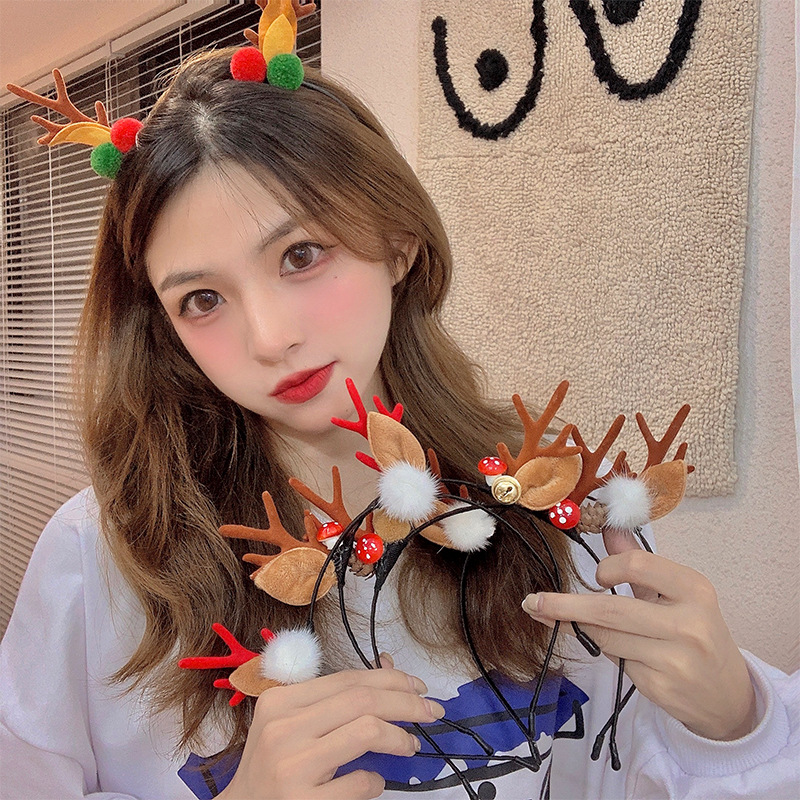 Cài tóc, cài noel cho bé gái, bạn gái siêu xinh cài tuần lộc giáng sinh vui vẻ