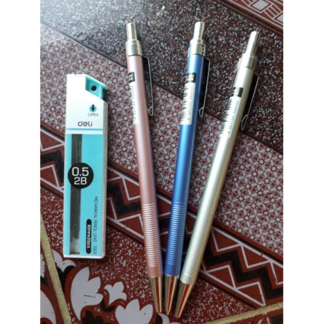 Combo 1 Bút Chì Kim Deli + 1 Hộp Ngòi Chì 0.5Mm Hoặc 0.7Mm