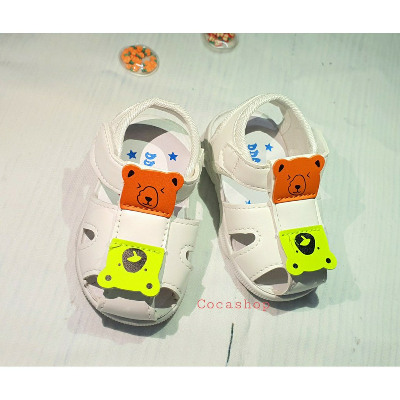 [HCM]Giày sandal giày kèn đế mềm hình sâu cho bé trai 3 màu trắng- xanh -đen