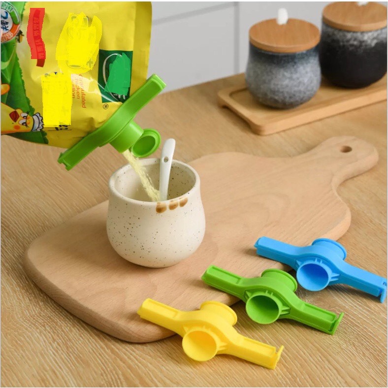 Kẹp miệng túi bảo quản thực phẩm có nắp mở rót tiện lợi