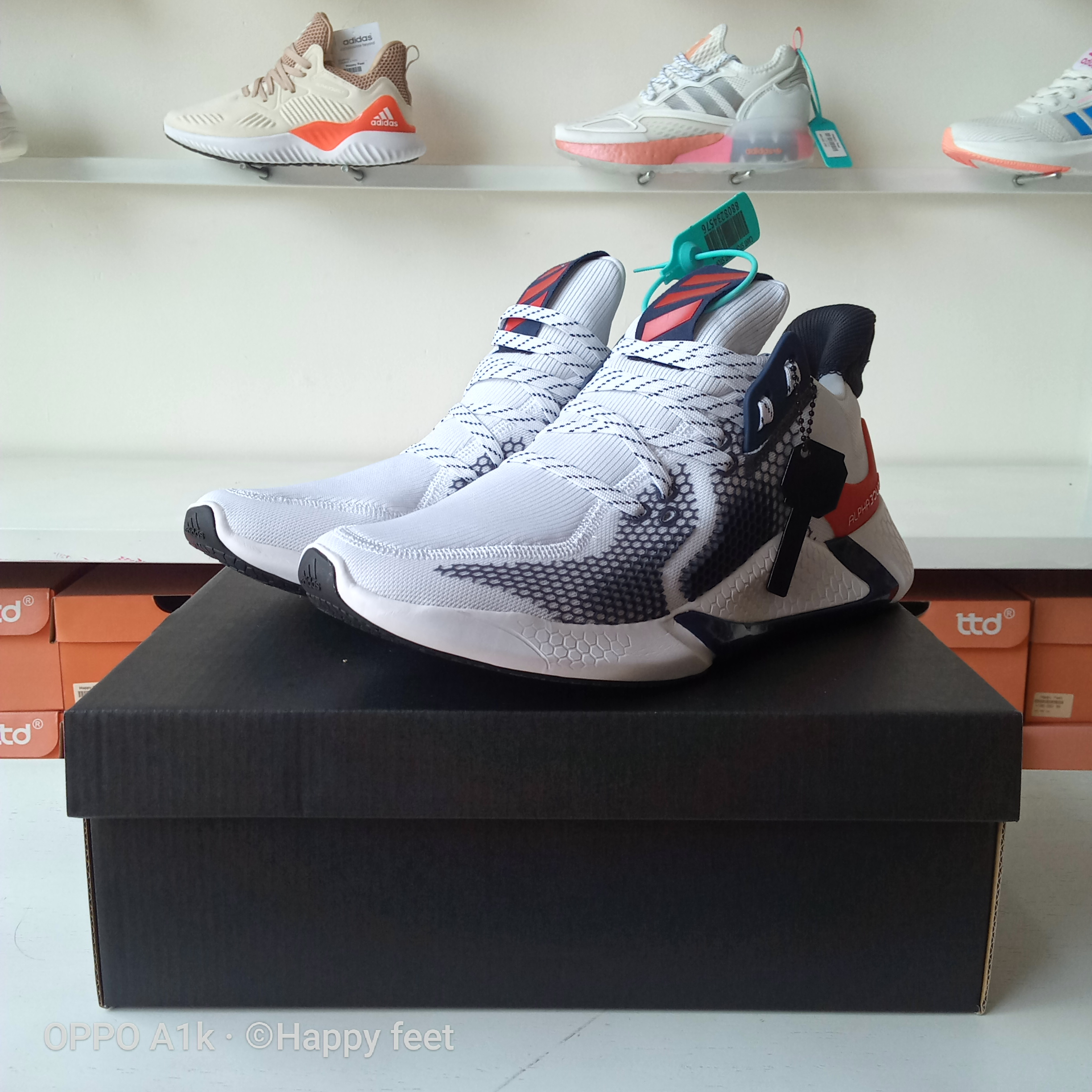 Giày Adidas Alphabounce trắng đen