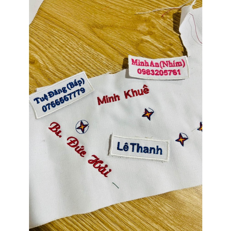 Thêu tên - thêu logo lên áo blouse theo yêu cầu