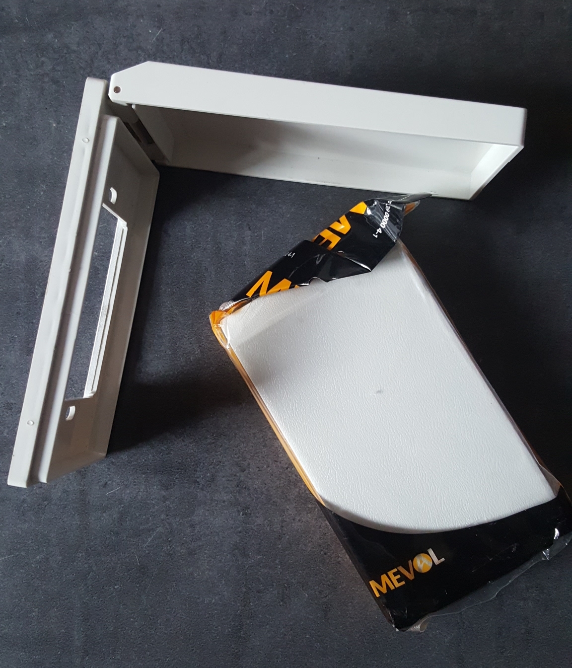 Mặt che mưa cho ổ cắm công tắc, Hộp chống nước Meval Panasonic MPE DoBo