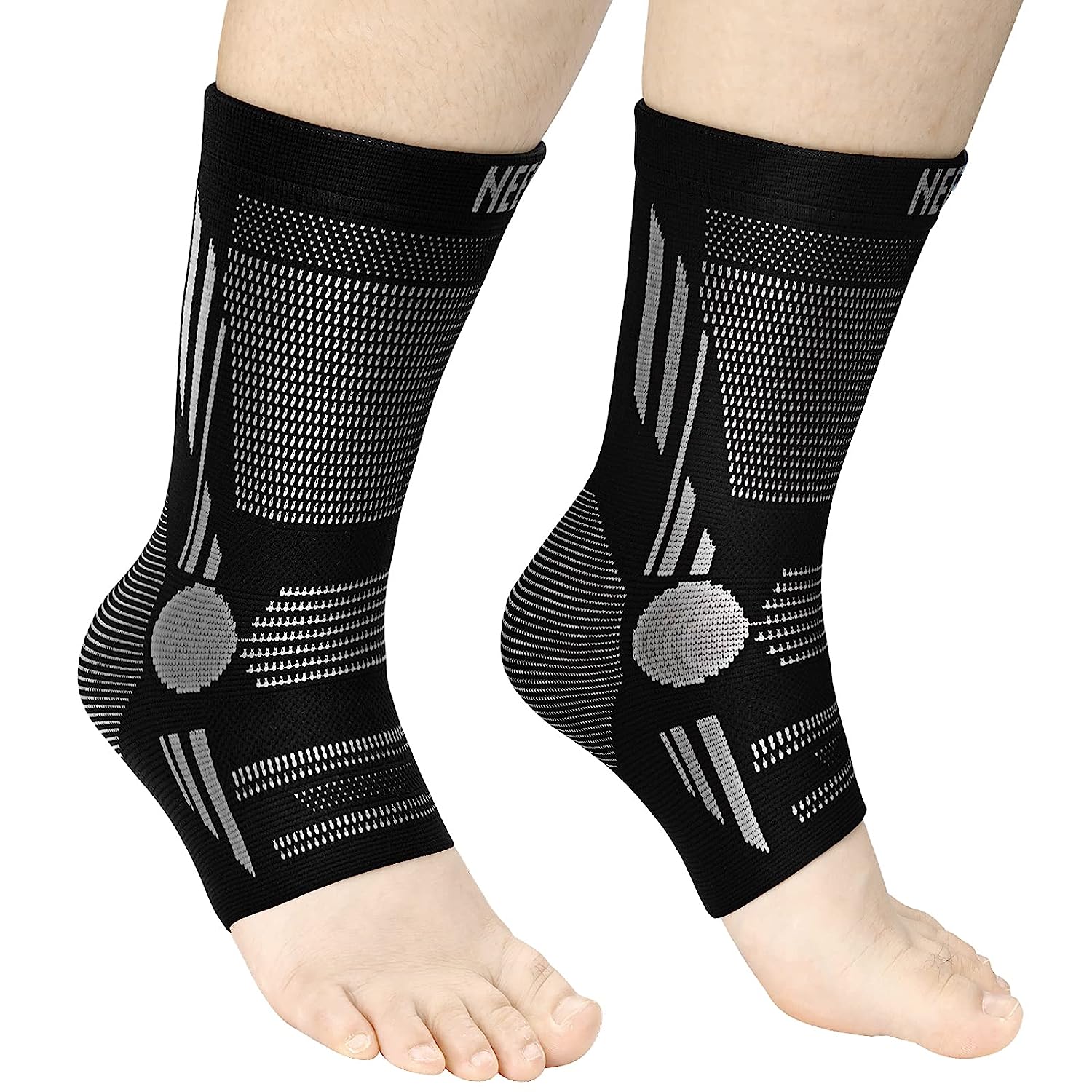 NEENCA mắt cá chân Brace được sử dụng để giảm đau và 2 mảnh nén mắt cá chân tay áo cho mắt cá chân đau bộ. Ổn định hỗ trợ mắt cá chân Điều trị viêm gân gót chân, viêm cân bàn chân, đau khớp, sưng, viêm khớp, thể thao