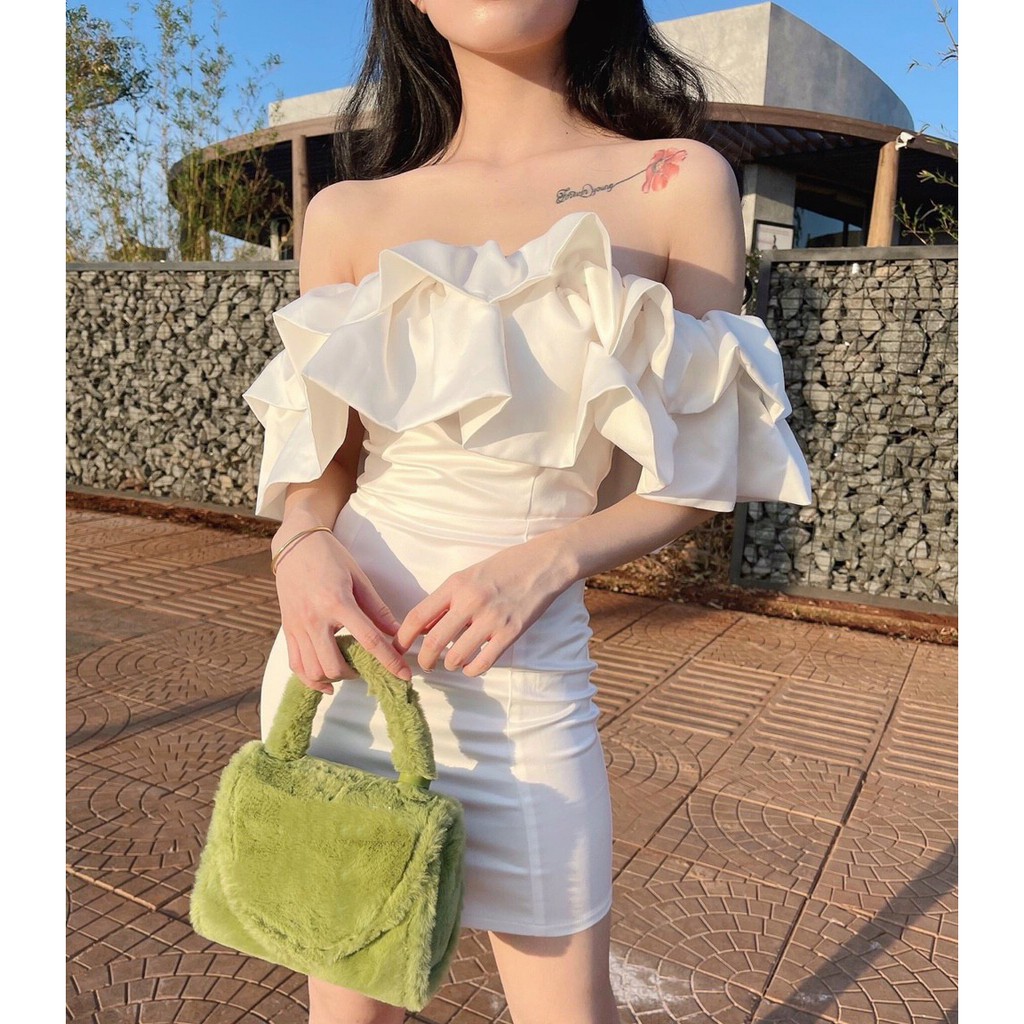 Đầm trễ vai trắng cúp ngực phối bèo vai Meci Dress