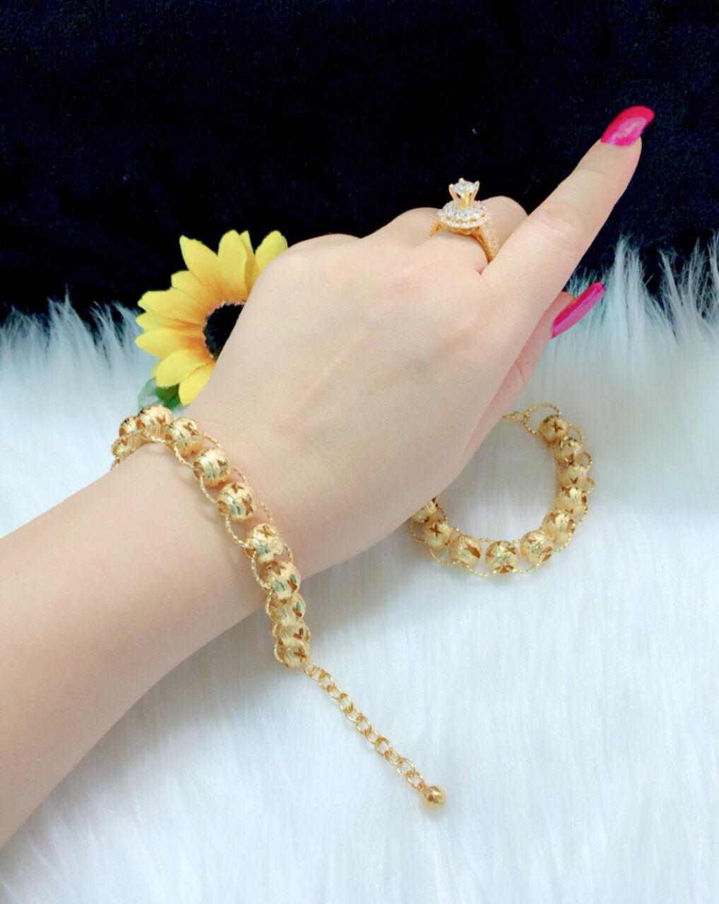 Lắc Tay Bi Xích Nữ Tao Nhã Bền - Đẹp, Cam Kết Gửi Đúng Mẫu, Bền Màu, Không Ngứa, Không Đen - Vàng, Bạch Kim GiVi  - Đeo đi tiệc đi chơi cực sang chảnh LT252314 - [lắc tay vàng, lắc tay vàng 18k, lắc tay vàng tây, lắc tay vàng nữ]