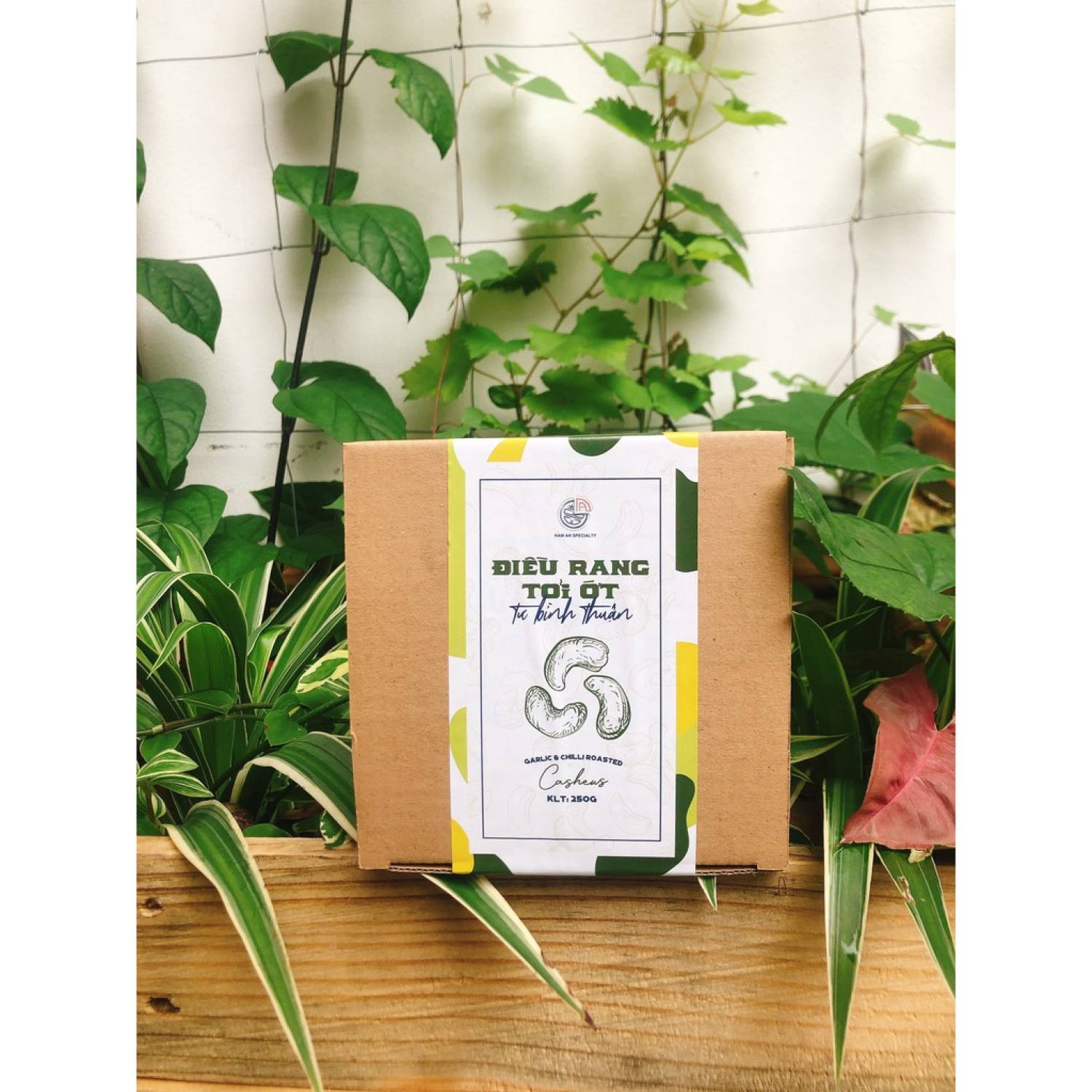 Hạt Điều Rang Vị Tỏi Ớt - 250Gram