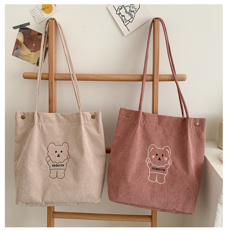 Túi tote vải nhung hình con gấu khóa nút bấm có túi con đi học đi chơi