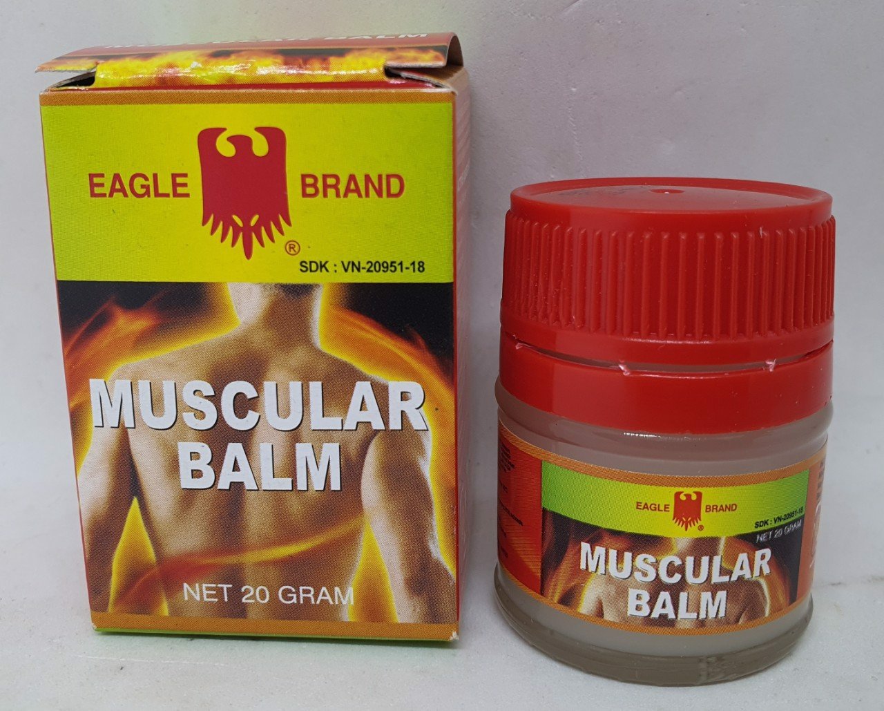 12 hủ dầu cù là muscular balm eagle brand hàng chính hãng singapore 20 gam