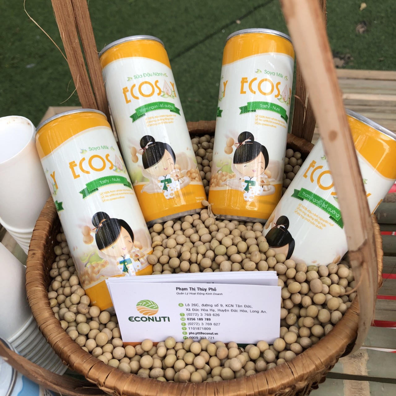 Lốc 6 lon Sữa đậu nành tươi nguyên chất ECOSOY - Xay từ cối đá chuẩn vị truyền thống nhà làm