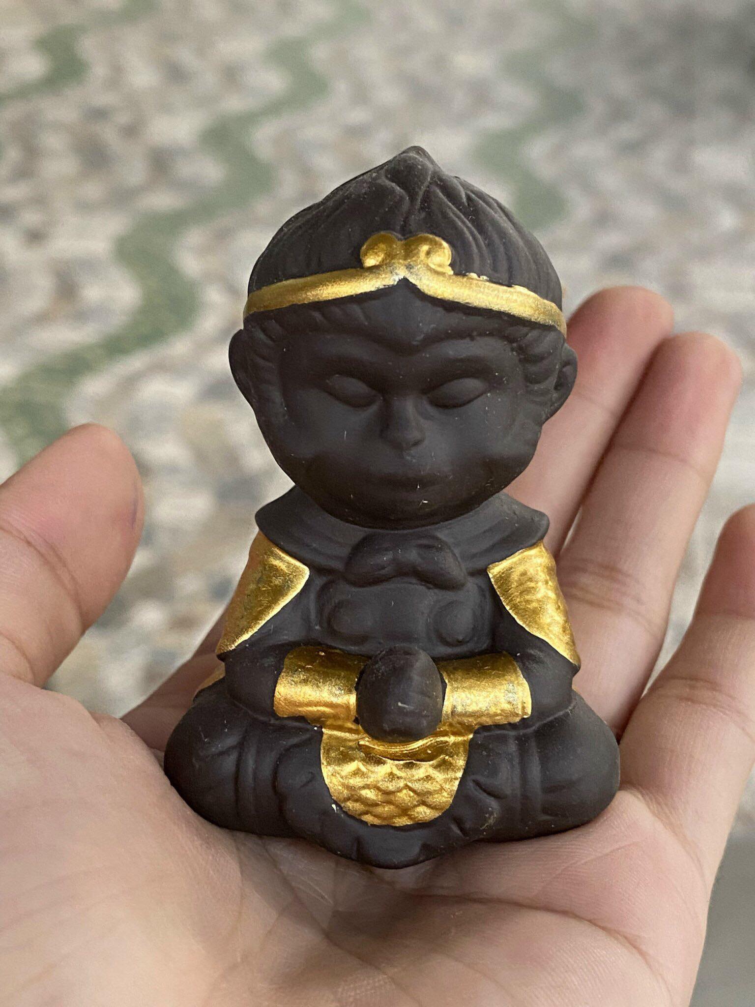 Tượng ngộ không ngồi size to có gậy, tượng ngộ chấp tay NHỎ trang trí hồ cá cảnh