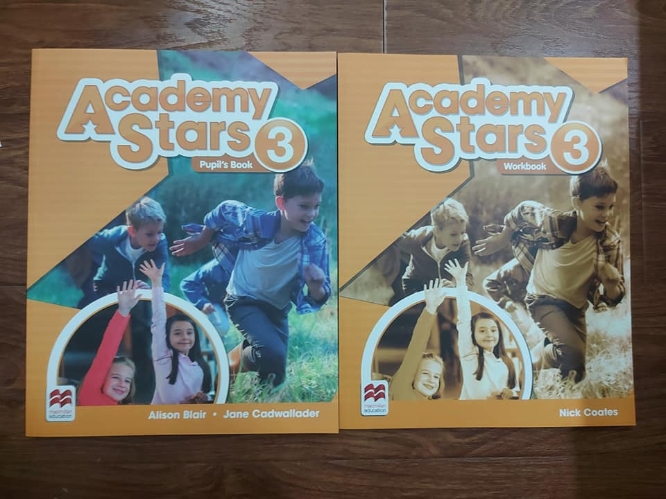Bộ Academy stars 3 cho bé