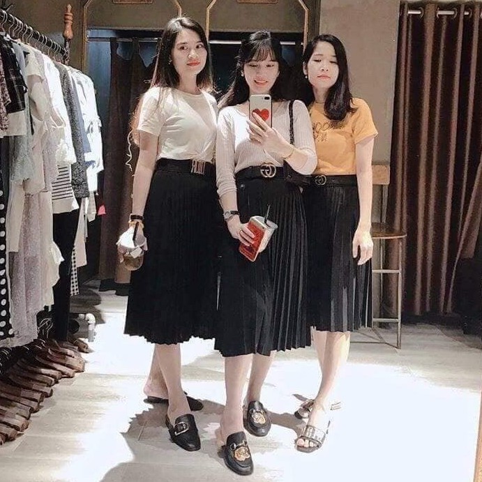 Chân váy xếp ly dáng dài