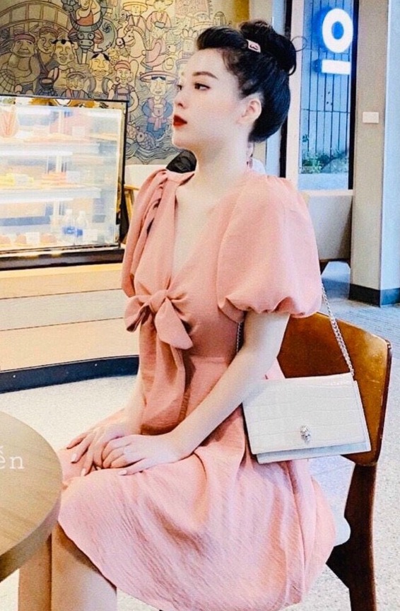 [HCM]Đầm tay phồng nơ ngực dễ thương thời trang nữ cao cấp nhiều size hai màu ( be và hồng )