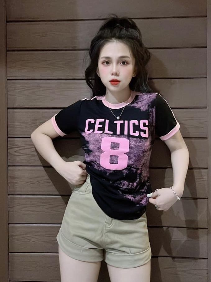 Áo thun dáng ôm nữ tay ngắn chữ nổi phom dài baby tee