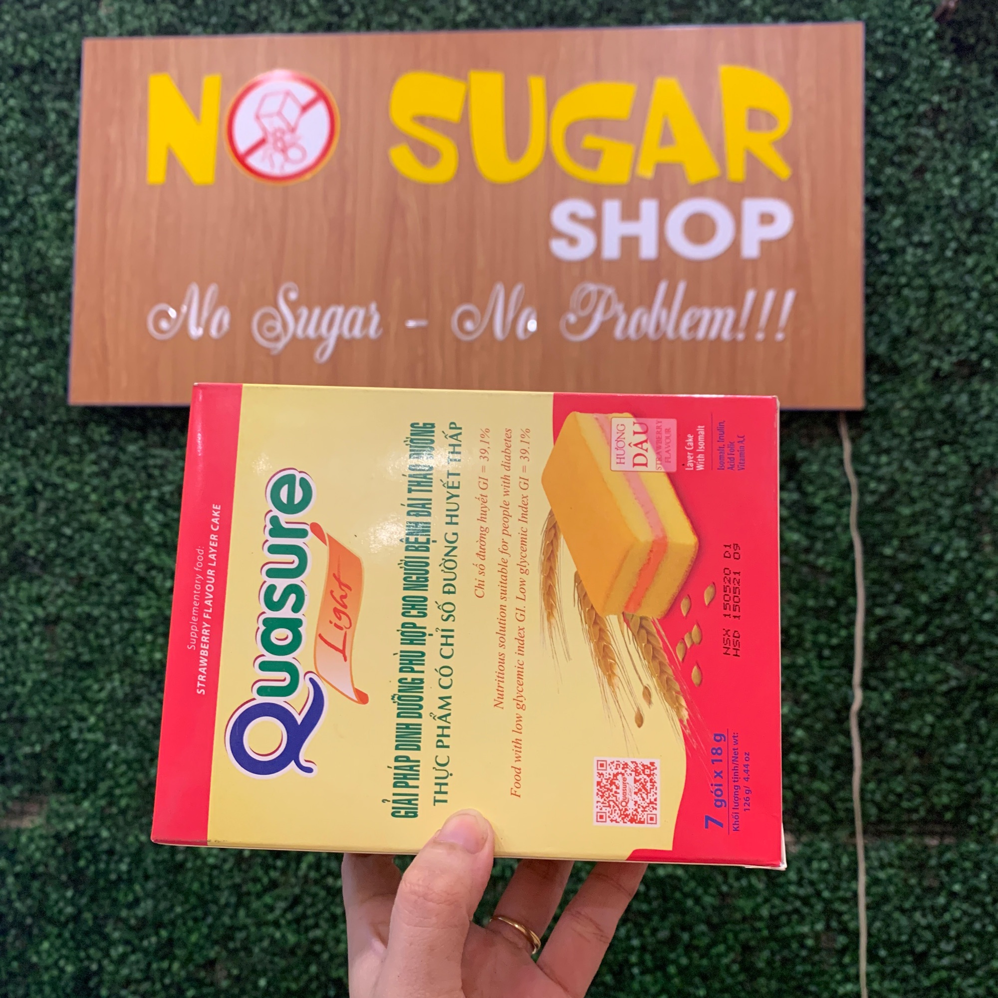 Bánh bông lan Quasure không đường vị dâu