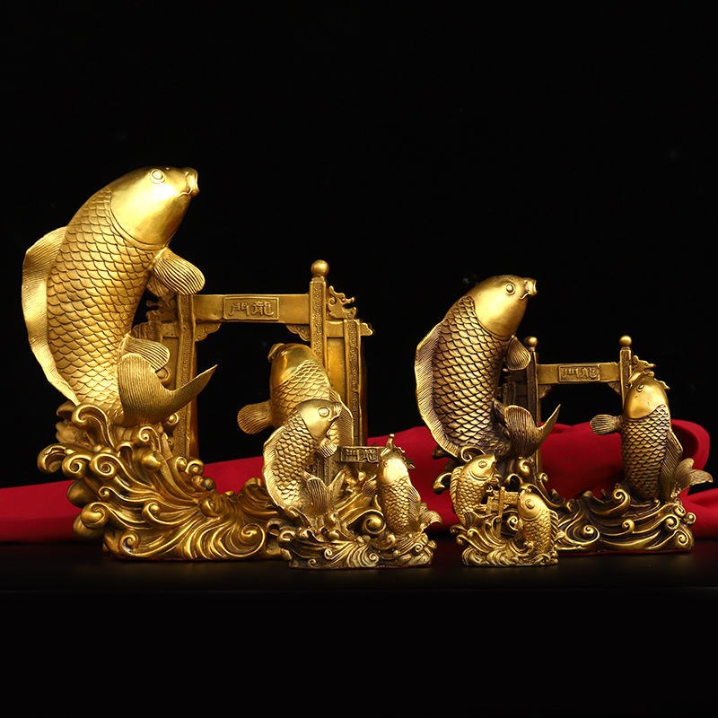 Tượng cá chép vượt vũ môn hóa rồng bằng đồng thau cỡ nhỏ phong thủy học vấn