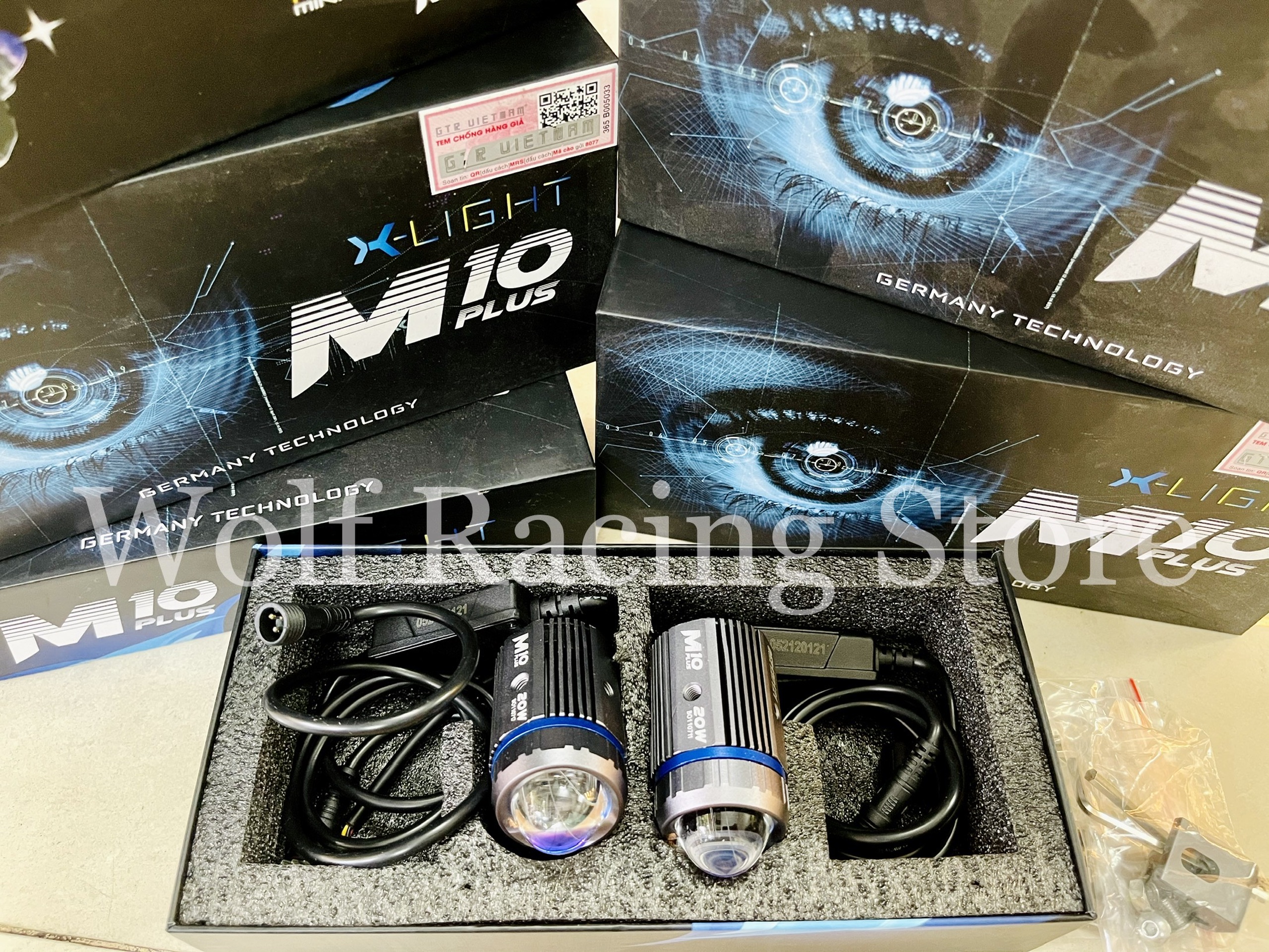 Đèn trợ sáng x-light m10 plus