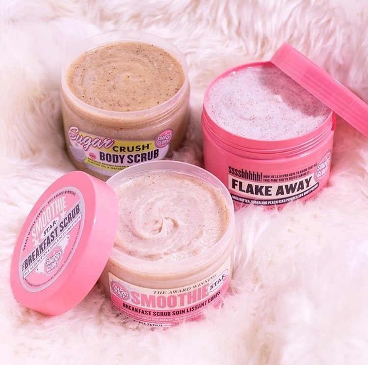 Tẩy tế bào chết Soap & Glory Smoothie Star Breakfast Scrub 