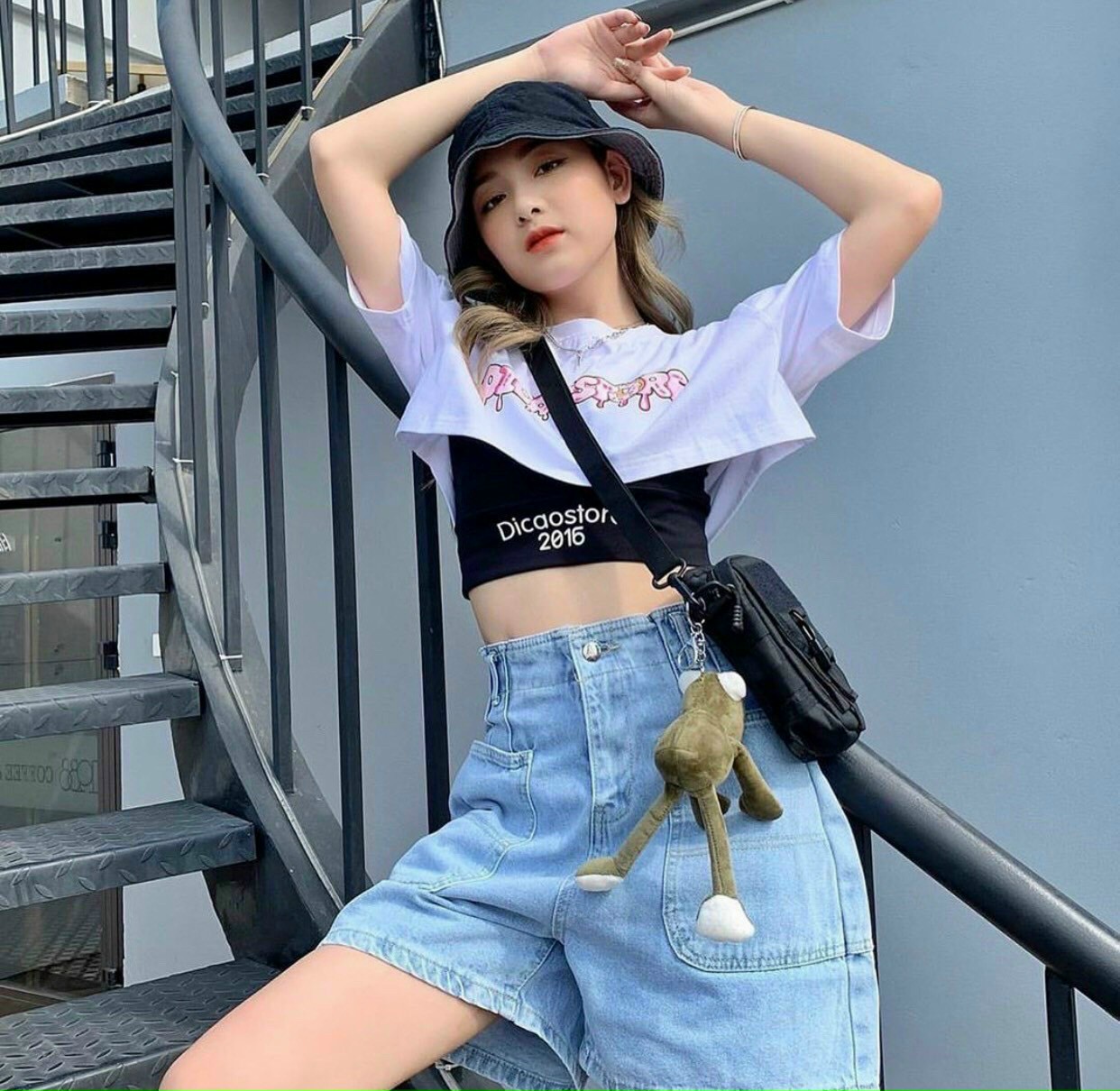 Áo Croptop Nữ 2 Lớp - Chất Liệu Thun Mềm - Thiết Kế Họa Tiết Chữ In 3D