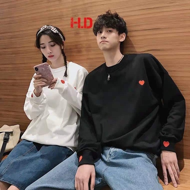 Ao đôi nỉ ( 2 áo) đen trắng tim tay