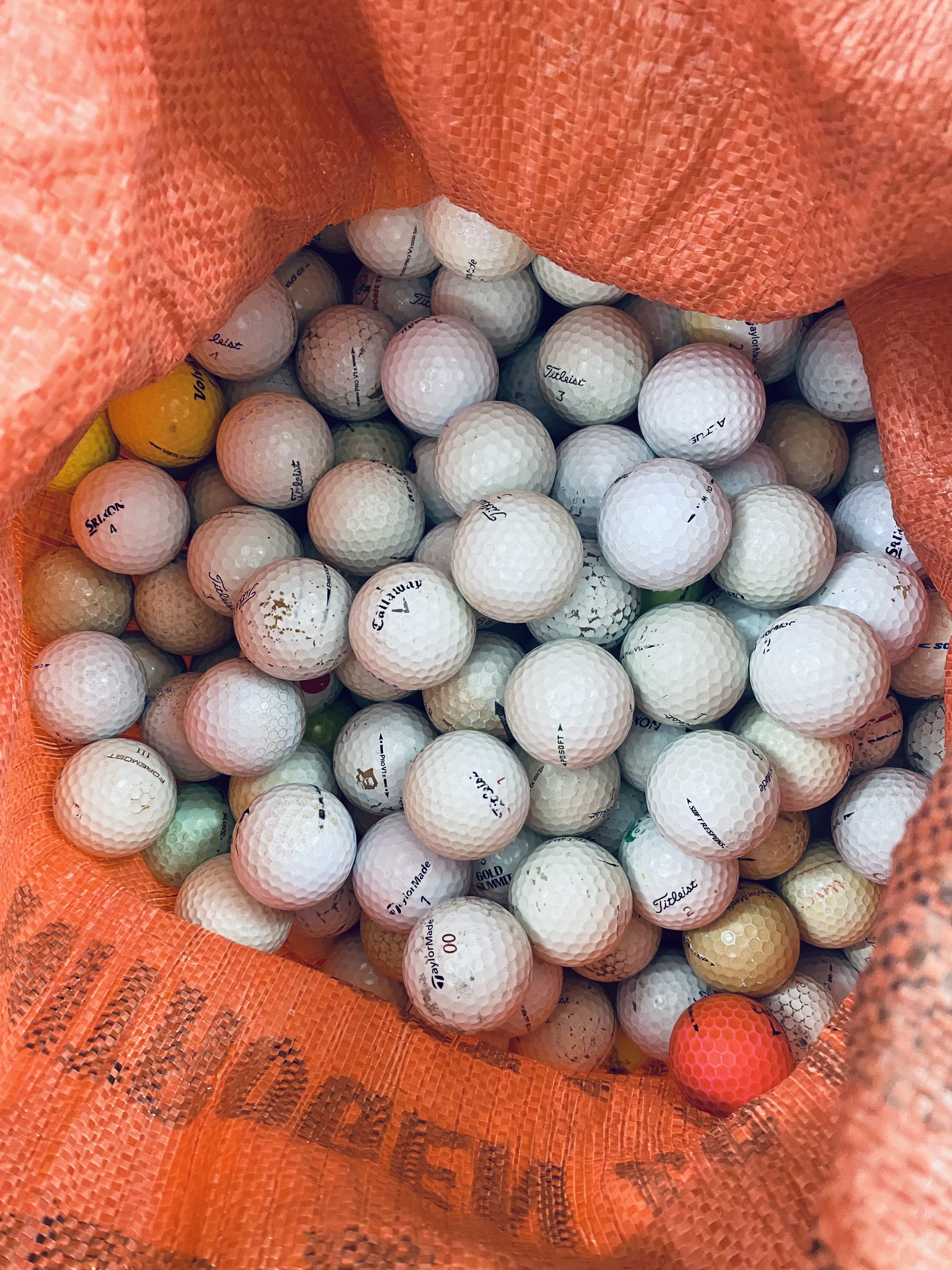 Combo 20 bóng golf cũ tổng hợp các hãng mới 50%