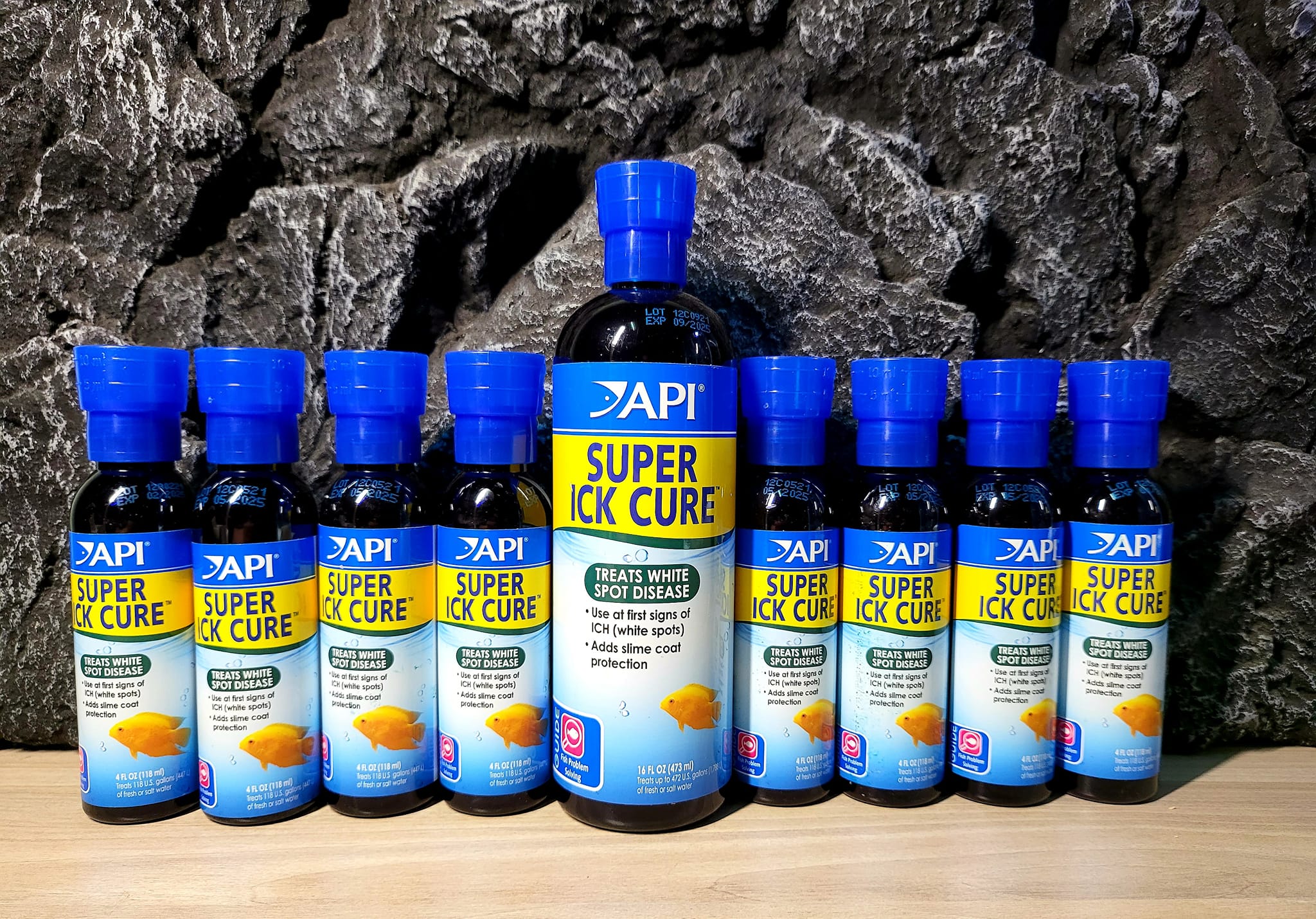 API - Super Ick Cure (473 ml) - Diệt đốm trắng và Cạ mình ở cá