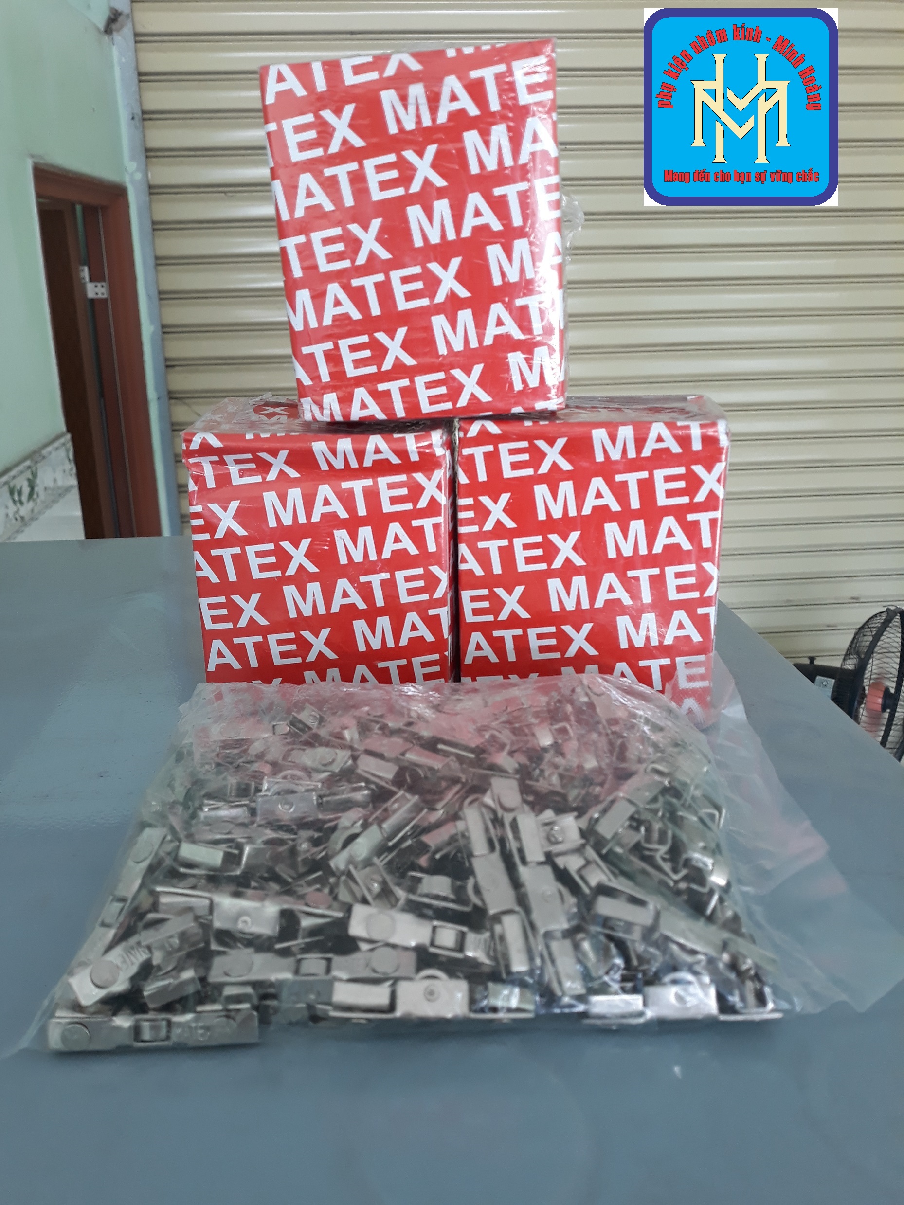 1 hộp bánh xe lùa Matex đơn / đôi dùng cho cửa lùa nhôm kính