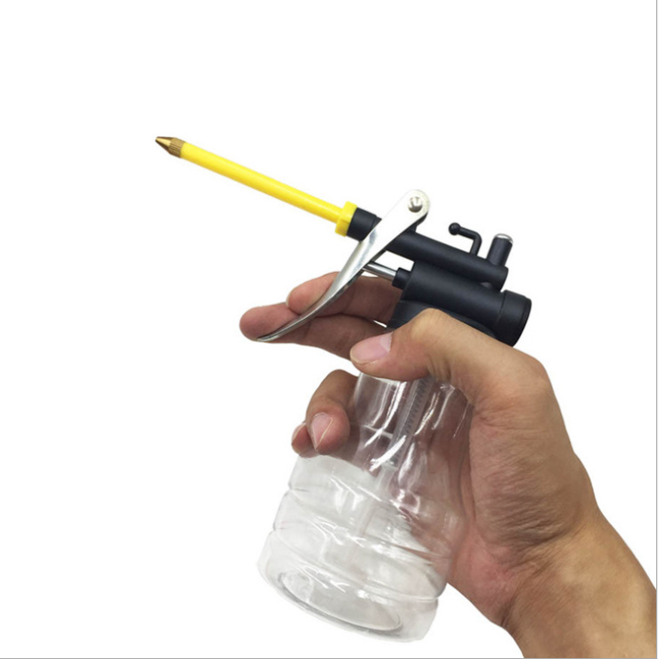 Bình châm nhớt nhựa trong cho máy móc cơ khí, ống nhựa dẻo ( vịt dầu nhựa)