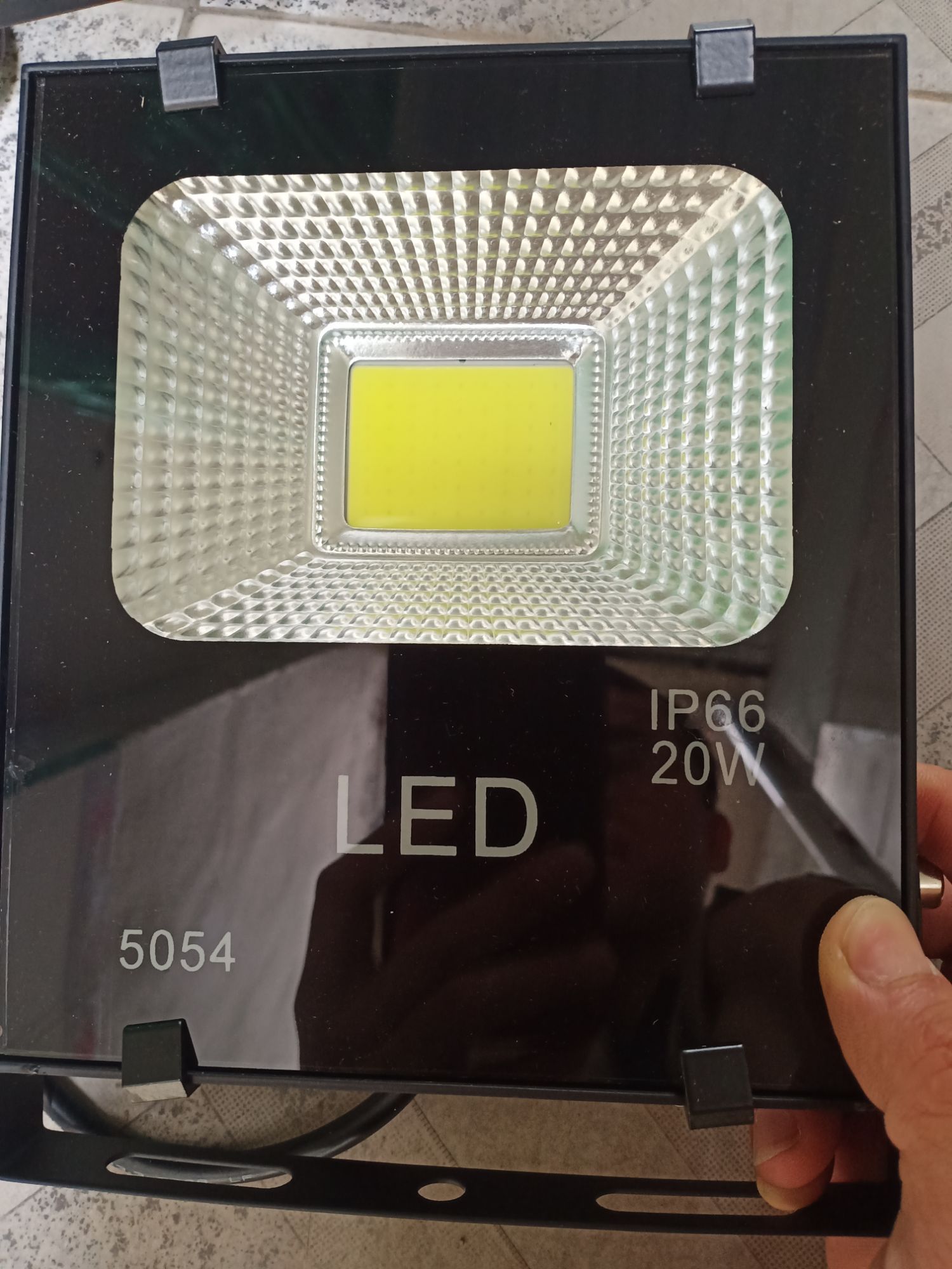 Đèn pha led 20w