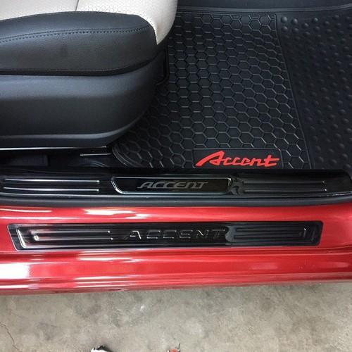 Bộ 4 ốp bậc ngoài xe hyundai accent 2019-2020-2021-2022