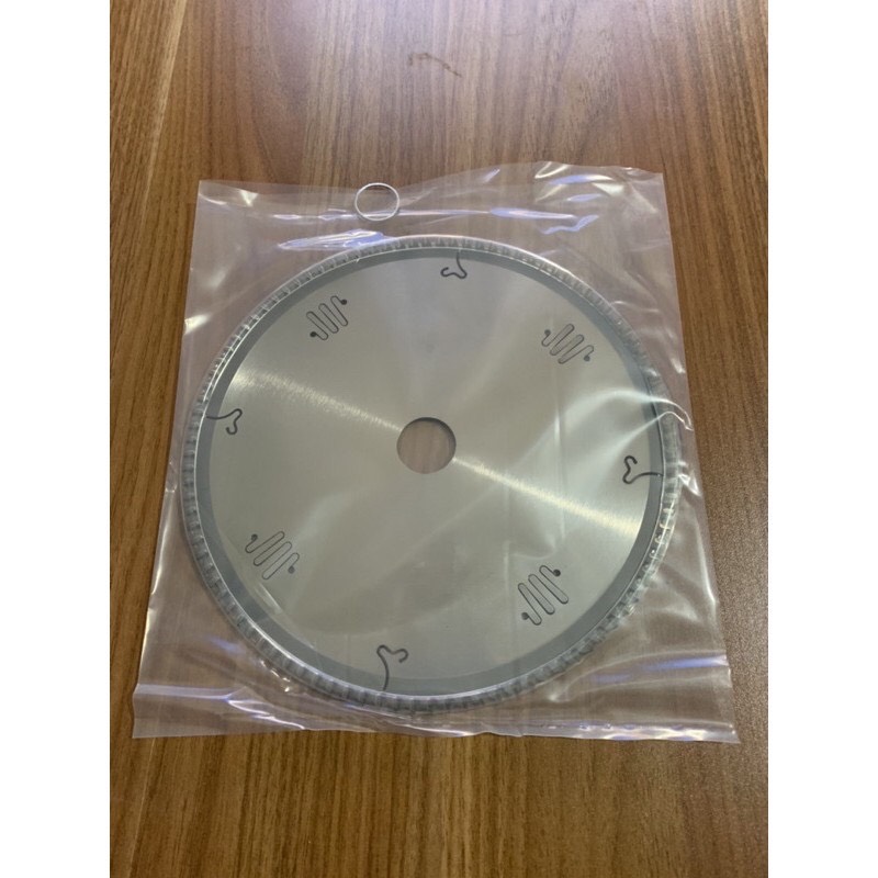 Lưỡi cắt nhôm hợp kim 210mm lưỡi cắt nhôm SENKA.