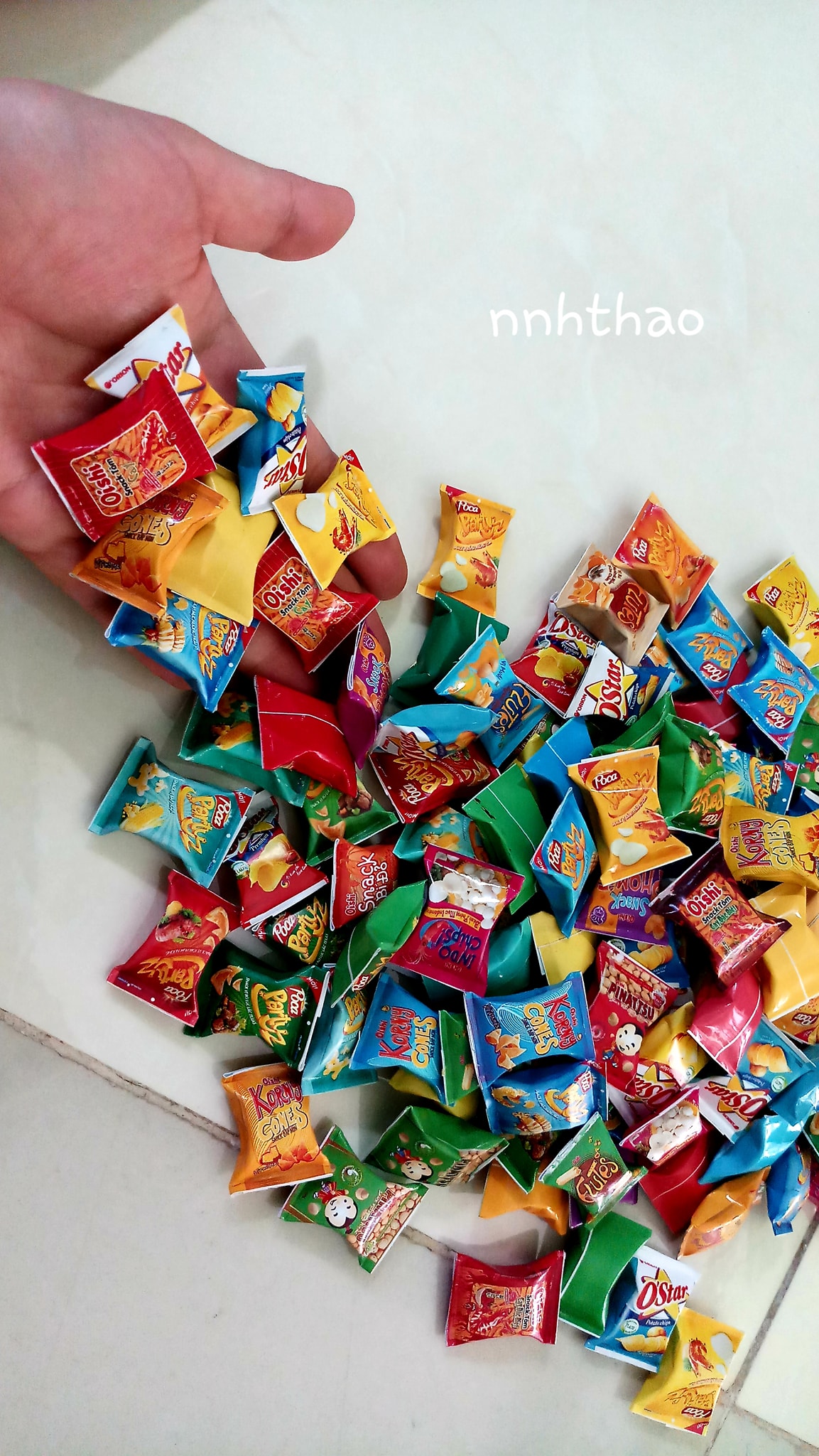 Đồ tý hon trang trí mô hình_gói snack bằng giấy